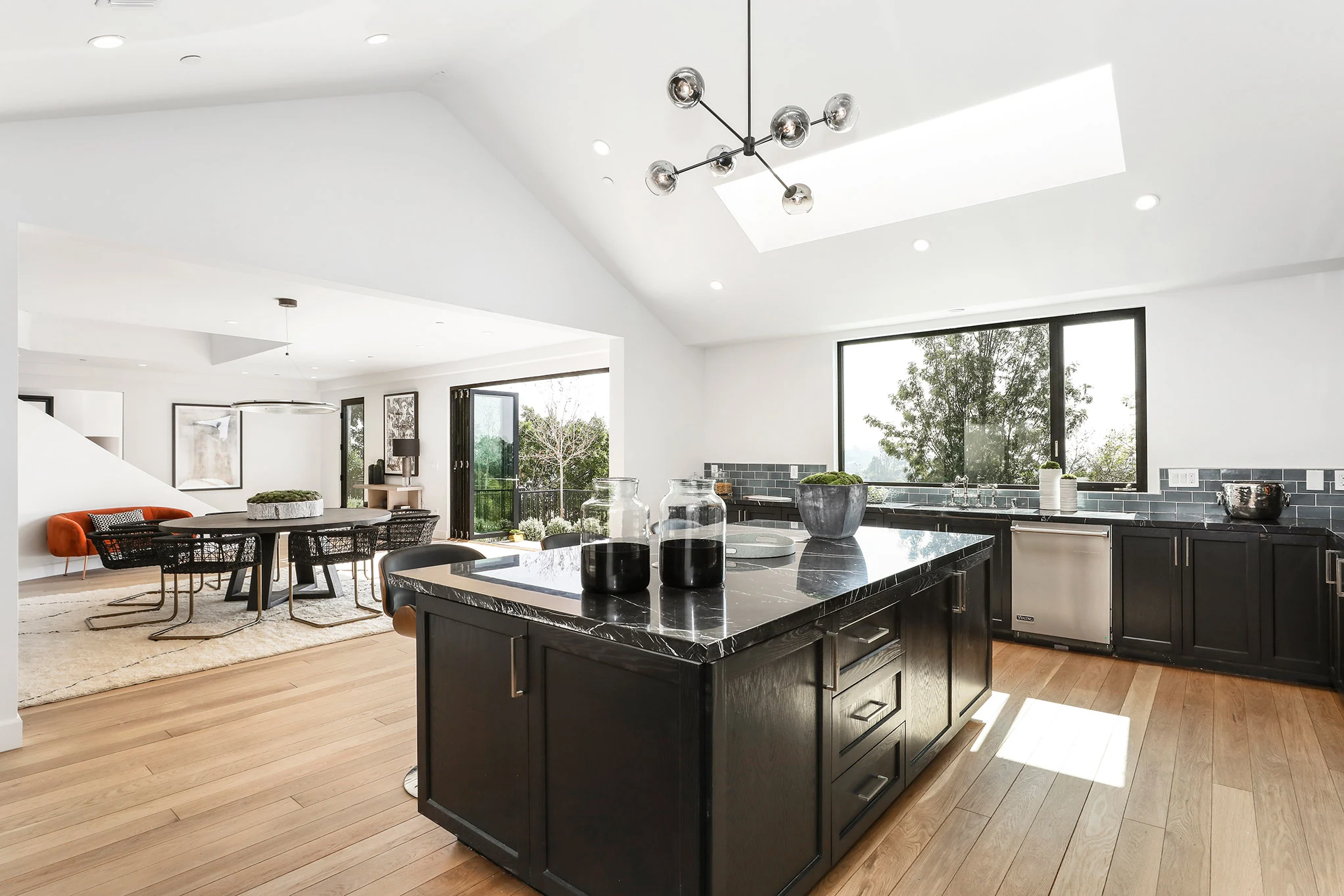 Cromwell Residence — Los Angeles, California photograph 4