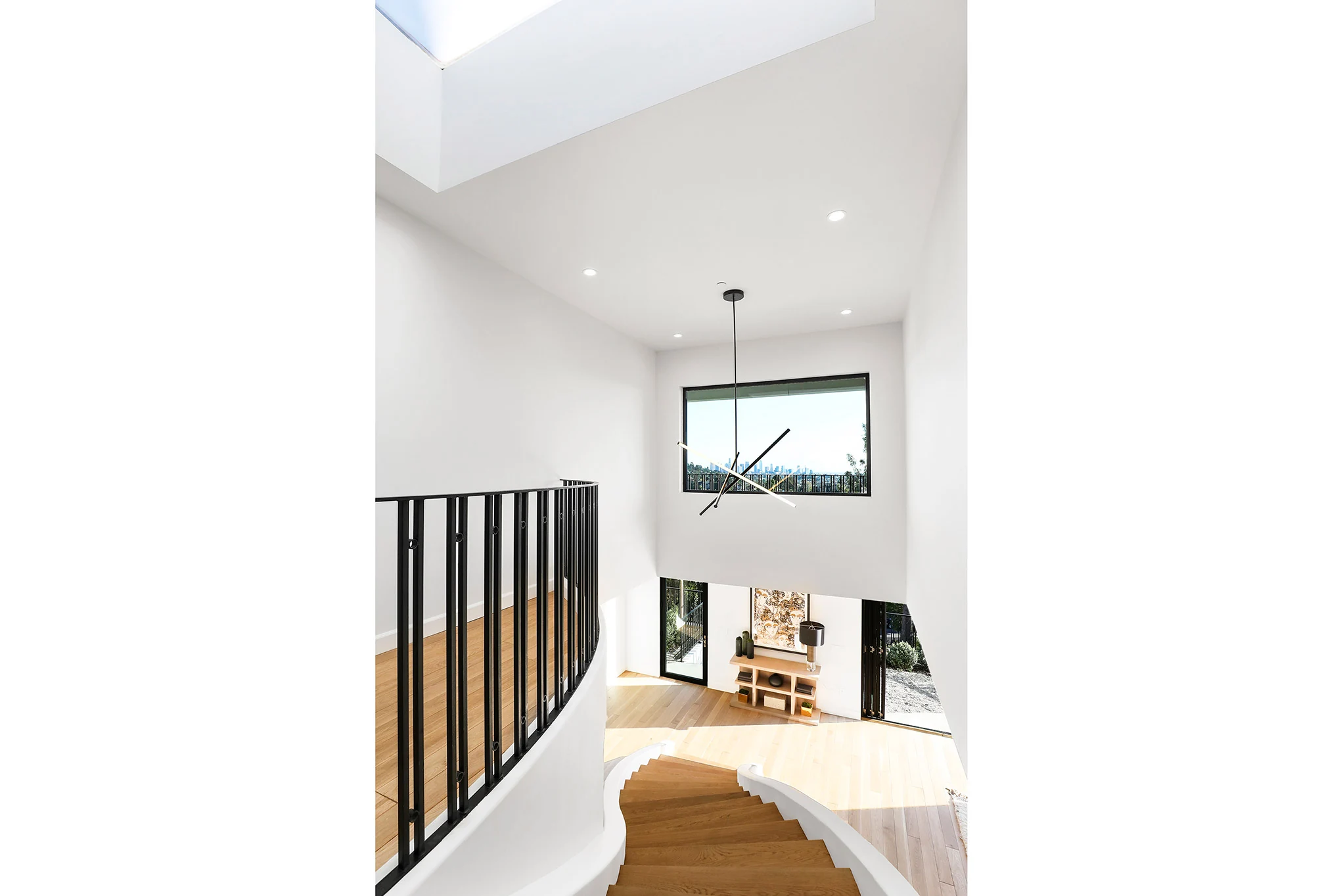 Cromwell Residence — Los Angeles, California photograph 7