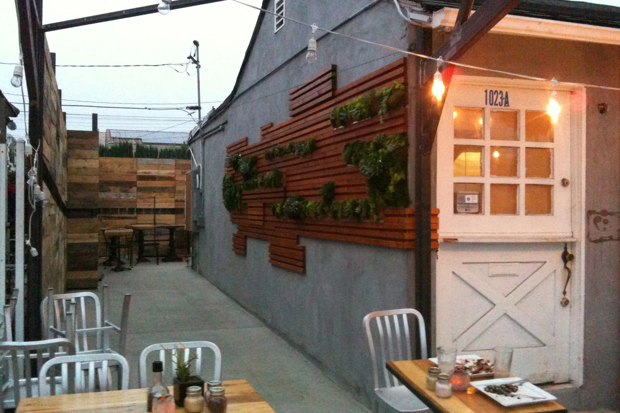 Kreation Kafe — Santa Monica, California photograph 6